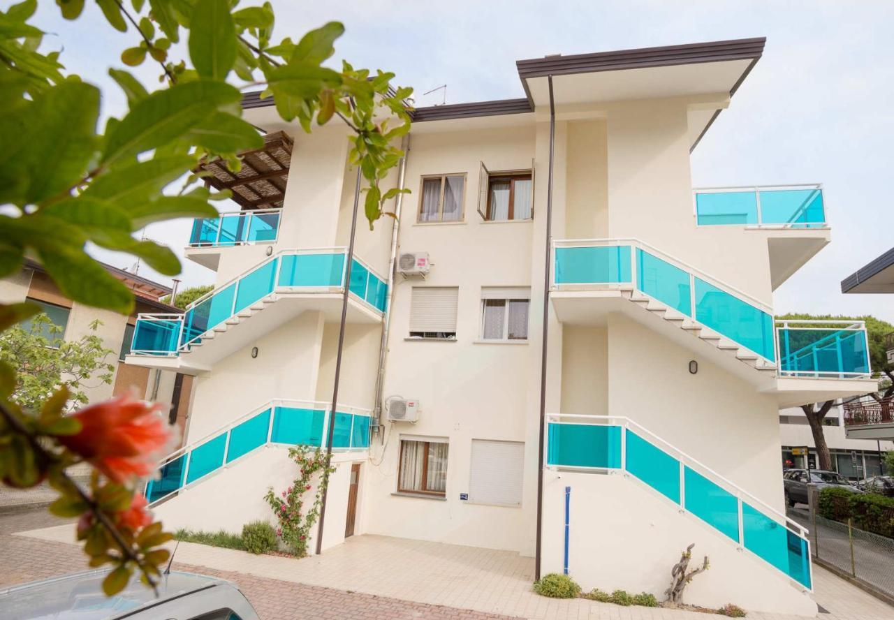 Bilocali Casa De Lazzari - Piazza Brescia - Adria Holiday Jesolo - Family Apartments Exterior photo
